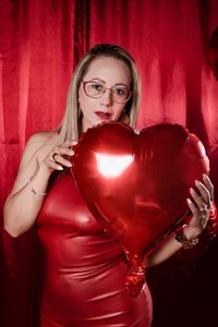 GretaVoss_ san valentines day Immagine  5