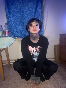 Walter_White0276 Just me Pic 4