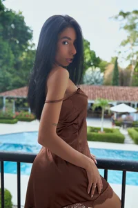 Antonela-Gonzalez Birthday 25🤎 Pic 3