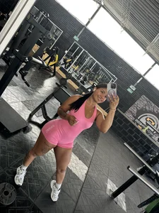 kendall-ewers Gym time slika