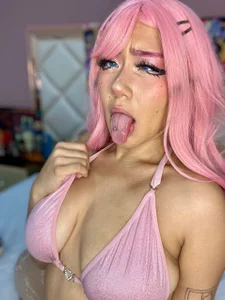 IzumoMiyu Pink Pic 4