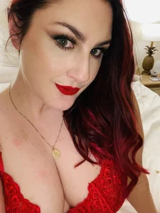 Lacey-BBW Public Foto 3