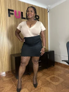 AliciaMiilf Your secretary horny Immagine  3