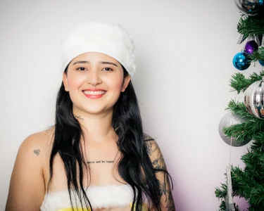 BIANCAROY1 I love Christmas and here I will leave you a gift, tell me if you like it  5টি ছবি