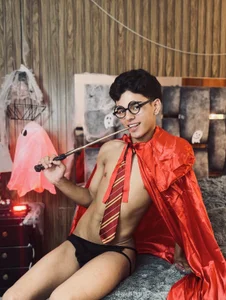 owen__johnson let me be the magician of your wishes💫 Fotka 3