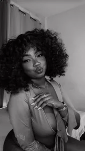 Brittanyjhons_ Awesome girl 💎 圖片 2