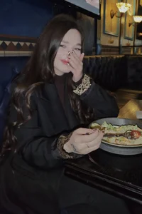 🍽️ de Arya_Black  2 Imagens