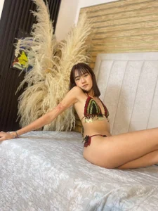 Isabela_Velvet Public Billede 6