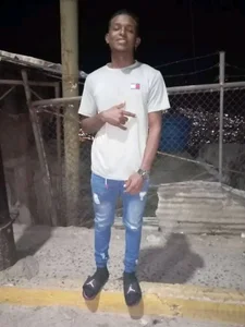 ta1ron Vida Pic