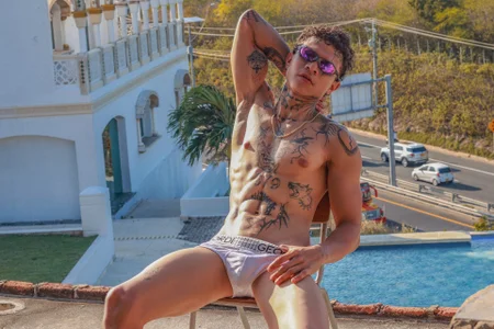 john_mystic a little sun  2টি ছবি