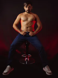 ThiagoVelasquez Public Pic 2