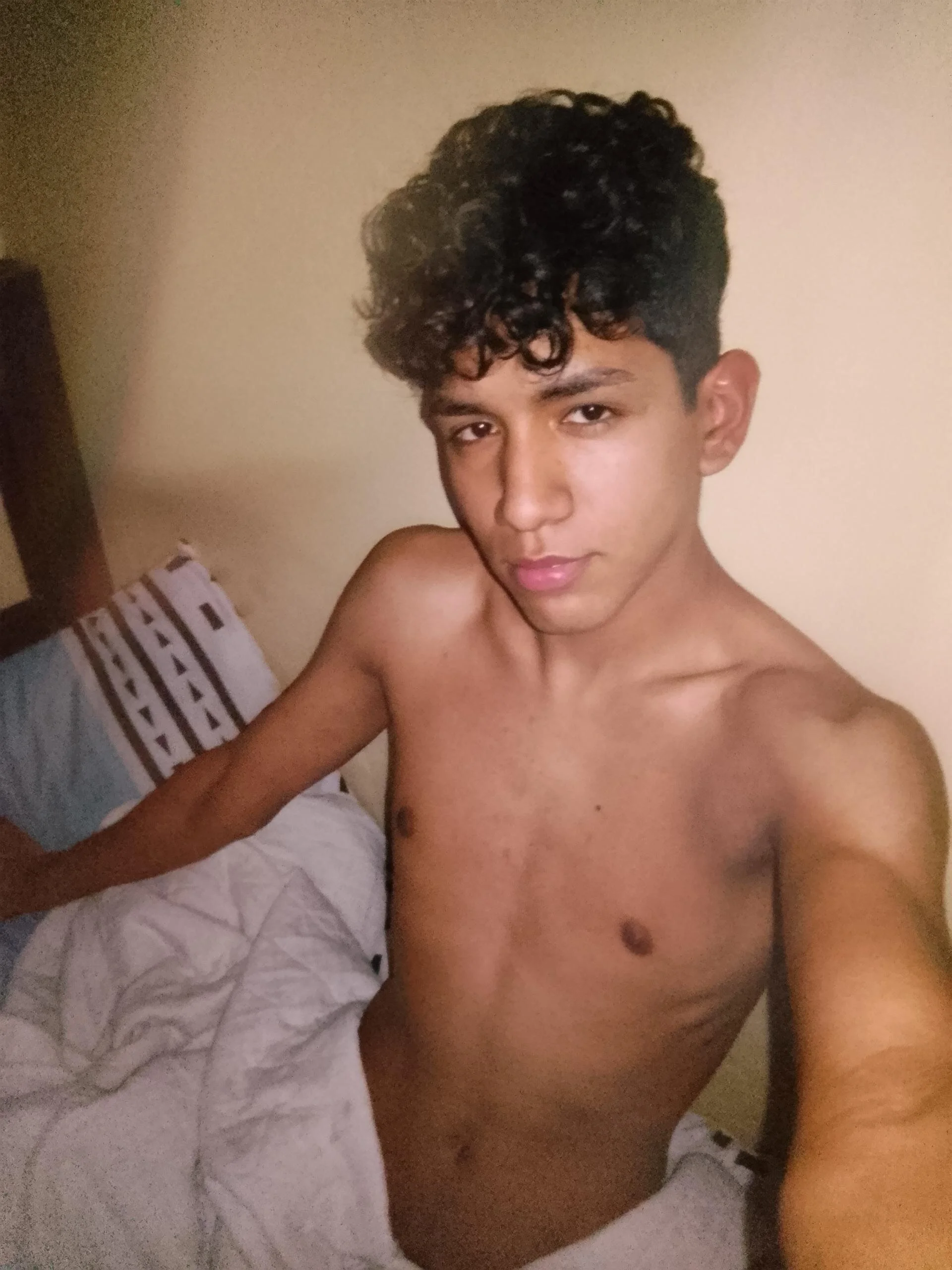 Limitless_boy Hi, I'm Dante 🤤🥵  2. fénykép