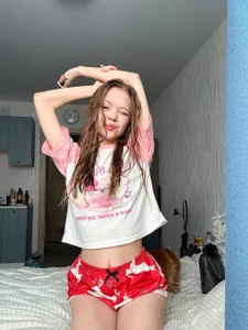 WeiSusiのRight after the showerの 2枚の写真