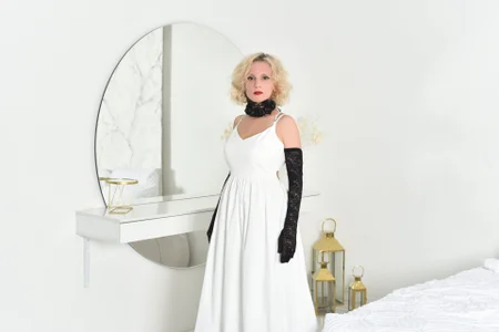 Queen_Anna_Fashion doll Bild 7