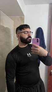 johnnyalx: Public ( 8 фото)