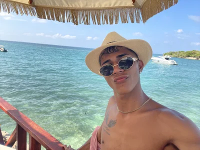 sweet_boyhot kullanıcısının Beach day albümü -  fotoğraf