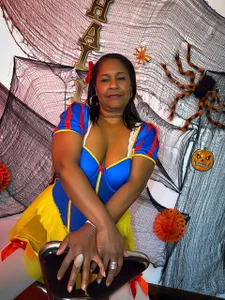 Miia_Blace 👻SNOW WHITE AND YOURS👻 Pic 4