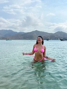 Ninakravis Public Hình