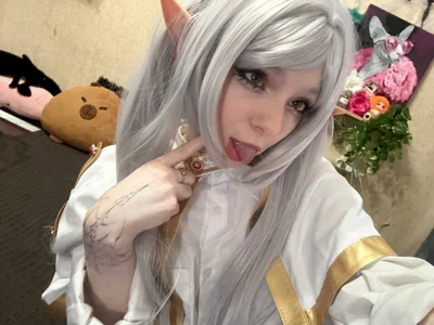 MeviCoral 🌸Freeren cosplay🌸 Pic 3