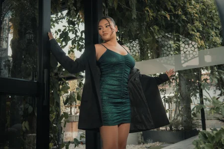 AmberLewis_ On fire Immagine  3