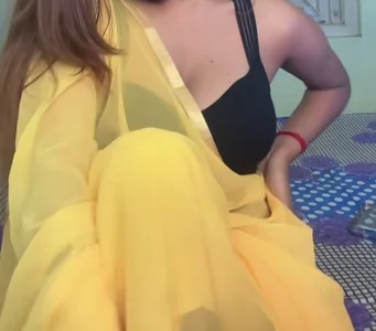 Indian_tickly yellow angel รูป 