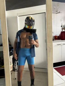 TonyBiker: Bike day and dick hard 😈🔥 ( 6 фото)