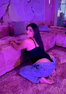 venusowen_ Your Venus, darling. 🍑💕 Pic 3