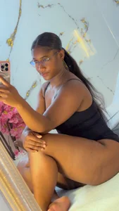 Amykord ✨ My Secret Side Pic 2