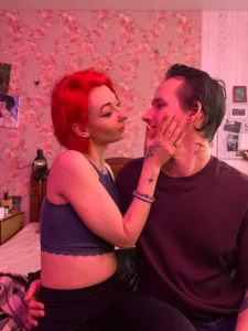 DulcieBendix: there is nothing more delicious than her lips ( 2 фото)