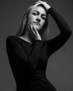 b1ushf1owerr Public Pic