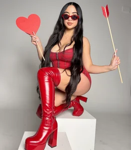 alisonnwalker2025 Shoot an arrow into my heart Pic 4