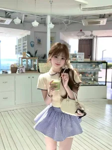 Public de Lily-h1  4 photos