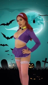 emma-conti2: Halloween season 🎃 ( 4 фото)