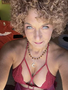 SuzyCatzz Public Foto 5