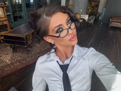 Monika_Taylor17 kitty 圖片