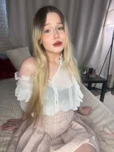 Love_audirs6のred lipstickの 5枚の写真