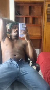 muller_asher know me a litle bit Pic 2