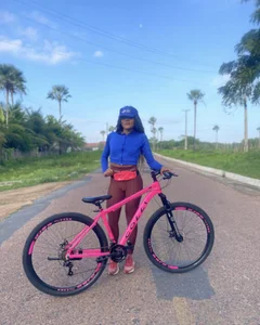 Public de Morenabronzeadatrans  4 Imagens