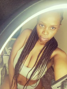 QUEENZAZA Public Foto 7