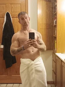 Emichael21's XXX Nude Photo 5