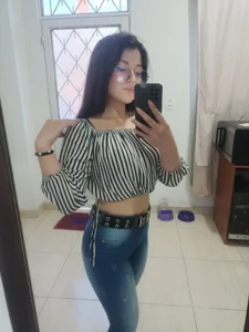 juli05star20 Looks varios Pic 2