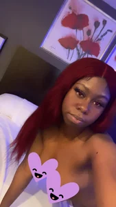 COCOBUNNYXOX: Public ( 2 фото)