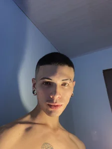 Playing a little with the lights 🔥 de Jefer_rick_  2 photos