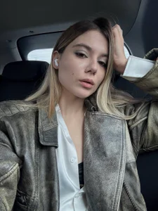 AliceTeasePublic Bild 5