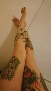 LanaGodardのFeet 🤪の枚の写真