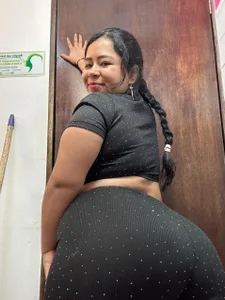 AriaMoonnn CHUBBY 🥵🍑 টি ছবি