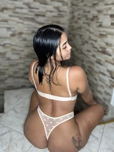 mia_hank If your mind flies when you see me... imagine when you hear me....  🫦🔥🥵👅😈 사진 2