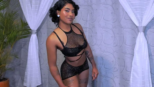 NaomiBrown_ SONRISA LINDA 😘 Foto 2