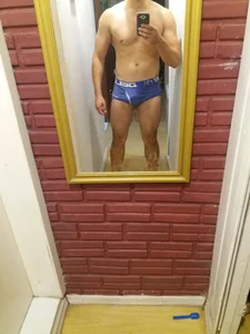 Homem_hotPublic图片