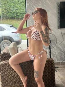Amy_ruizz A bite of the most delicious cherry on the site 🍒😍😈😘🍑 Immagine  2